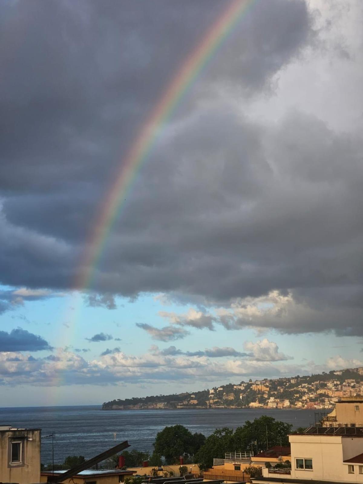 La Casa Di Nettuno Apartment Napoli Bagian luar foto